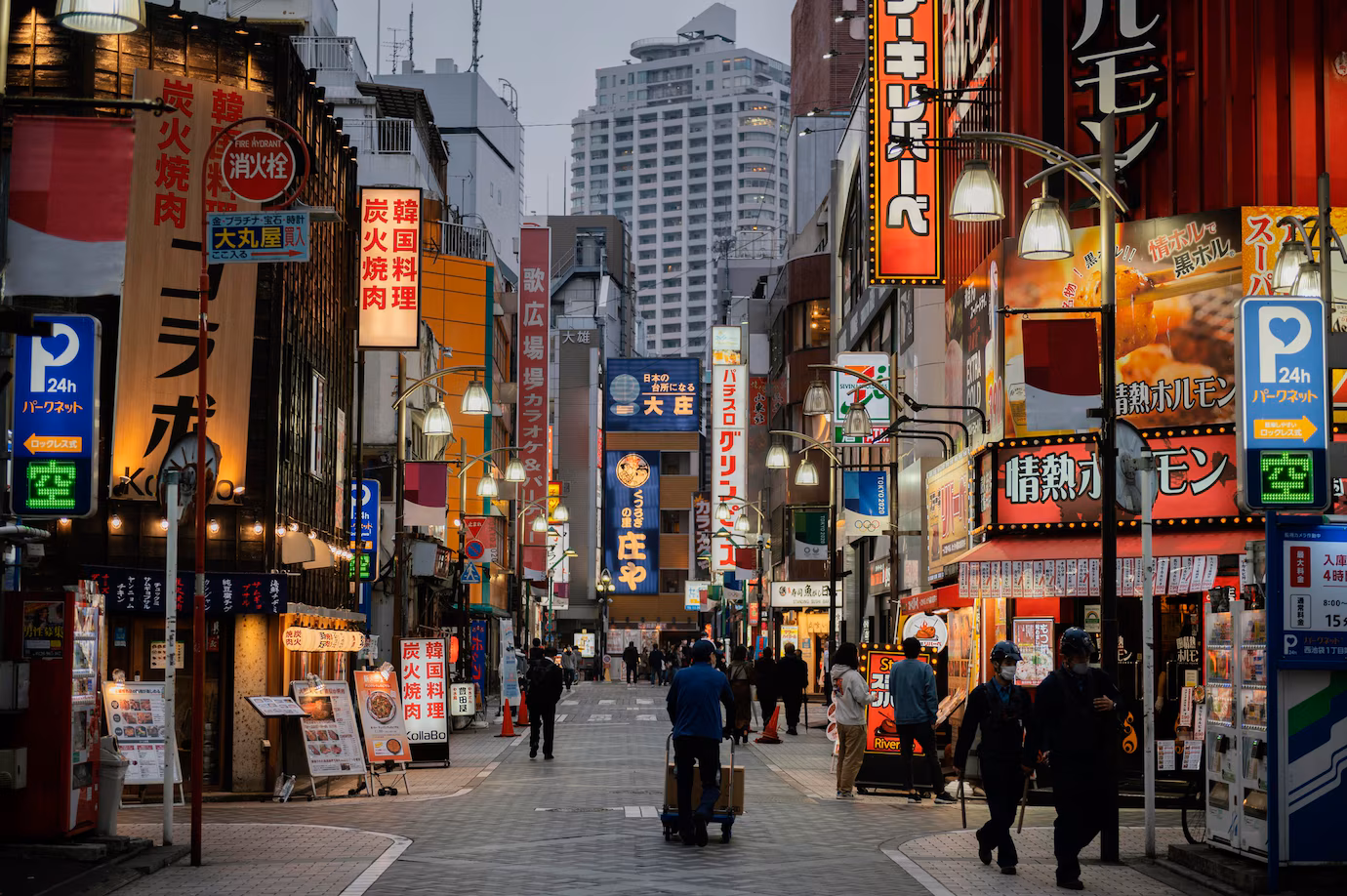 Belanja Barang Unik Di Osaka yang Wajib Masuk Bucket List Kamu!