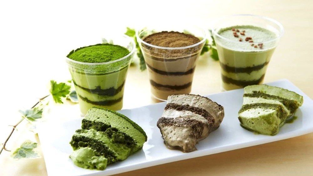matcha-flavored desserts or snacks like KitKat