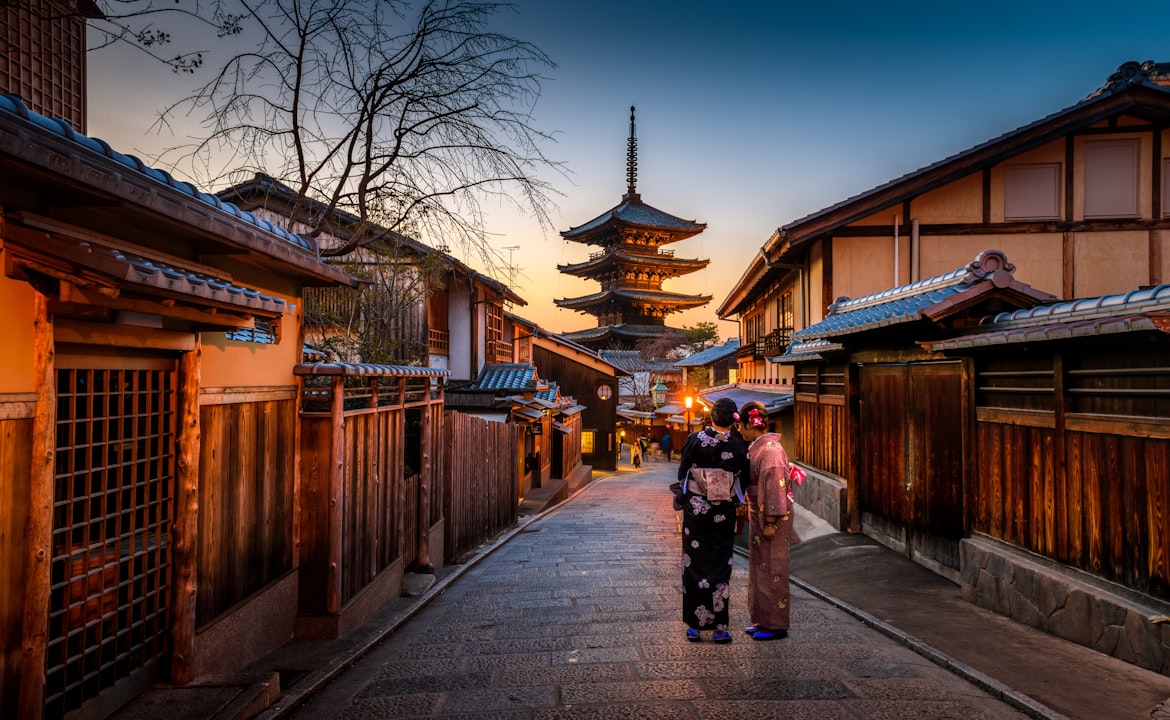 Jalan-jalan ke Jepang pertama kali — suasana kota Kyoto yang indah dan ramah wisatawan