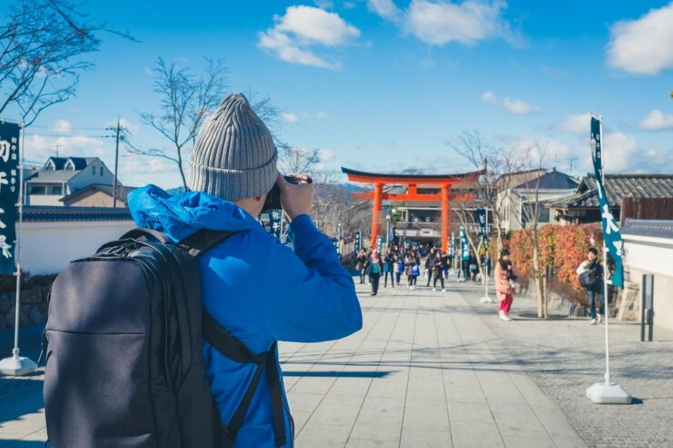 7 Perlengkapan Liburan ke Jepang Musim Panas & Suvenir Wajib